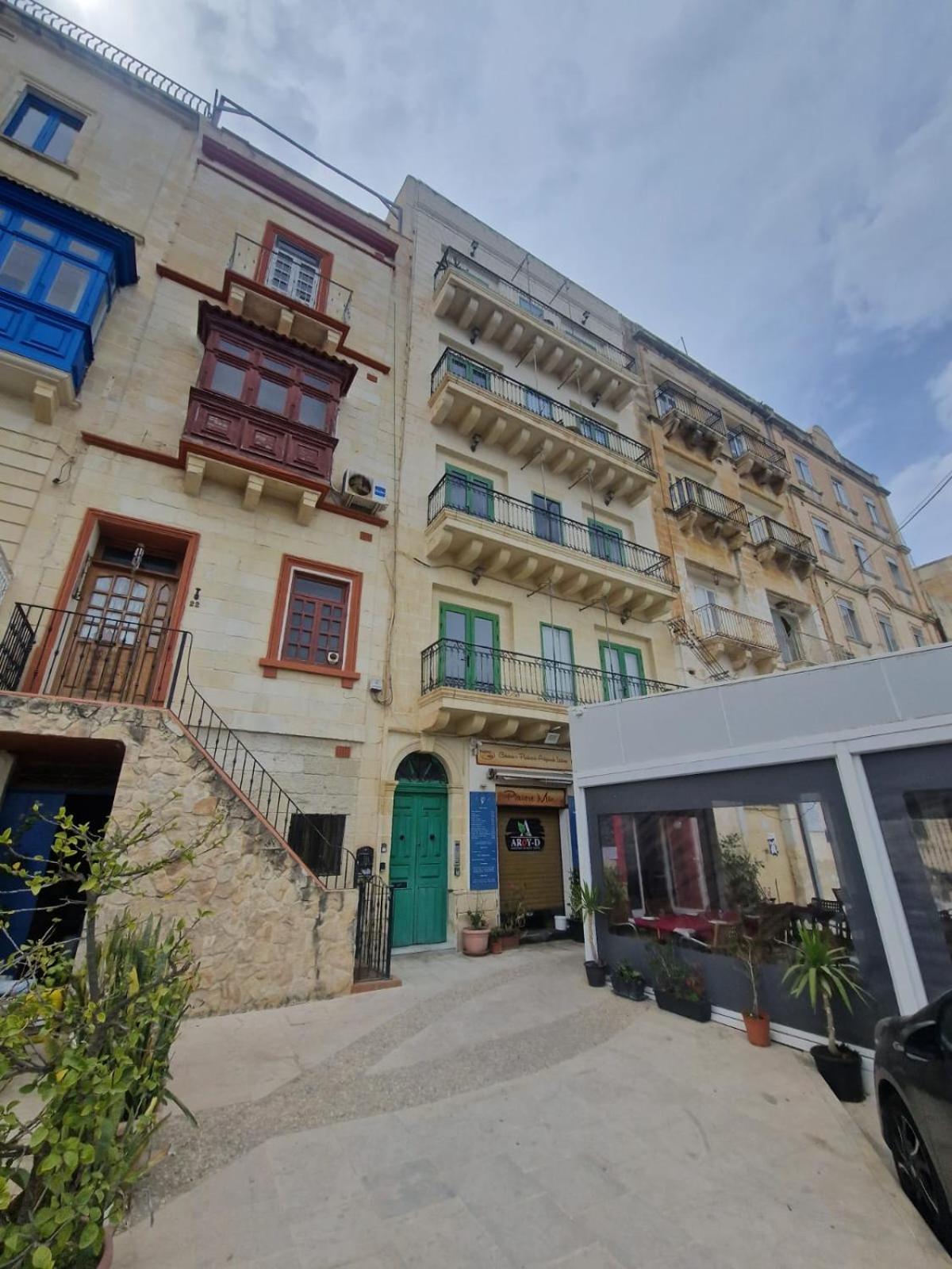 Korzo Suites Senglea Waterfront Exterior foto